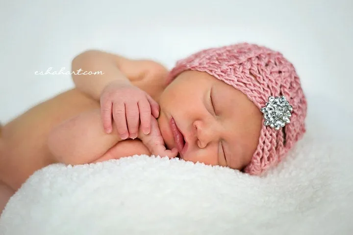 Crochet Pattern for Mia Beanie | Crochet Hat Pattern | Hat Crocheting Pattern | DIY Written Crochet Instructions