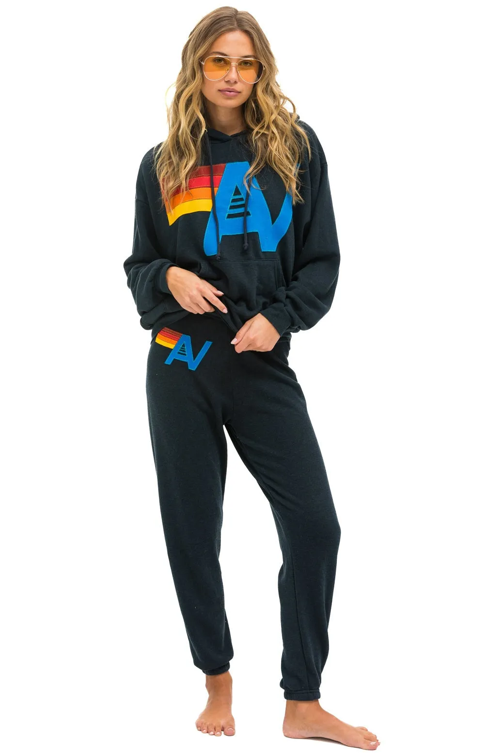 LOGO STITCH SWEATPANTS - CHARCOAL