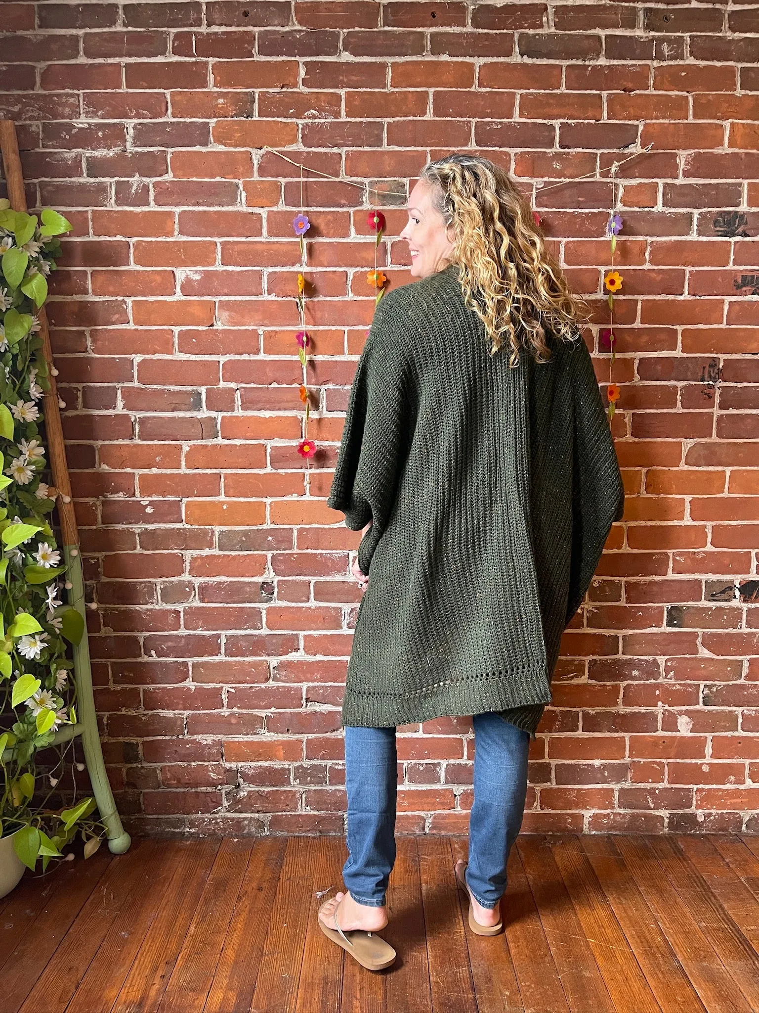Moss Green Chunky Knit Soft Poncho With Pockets