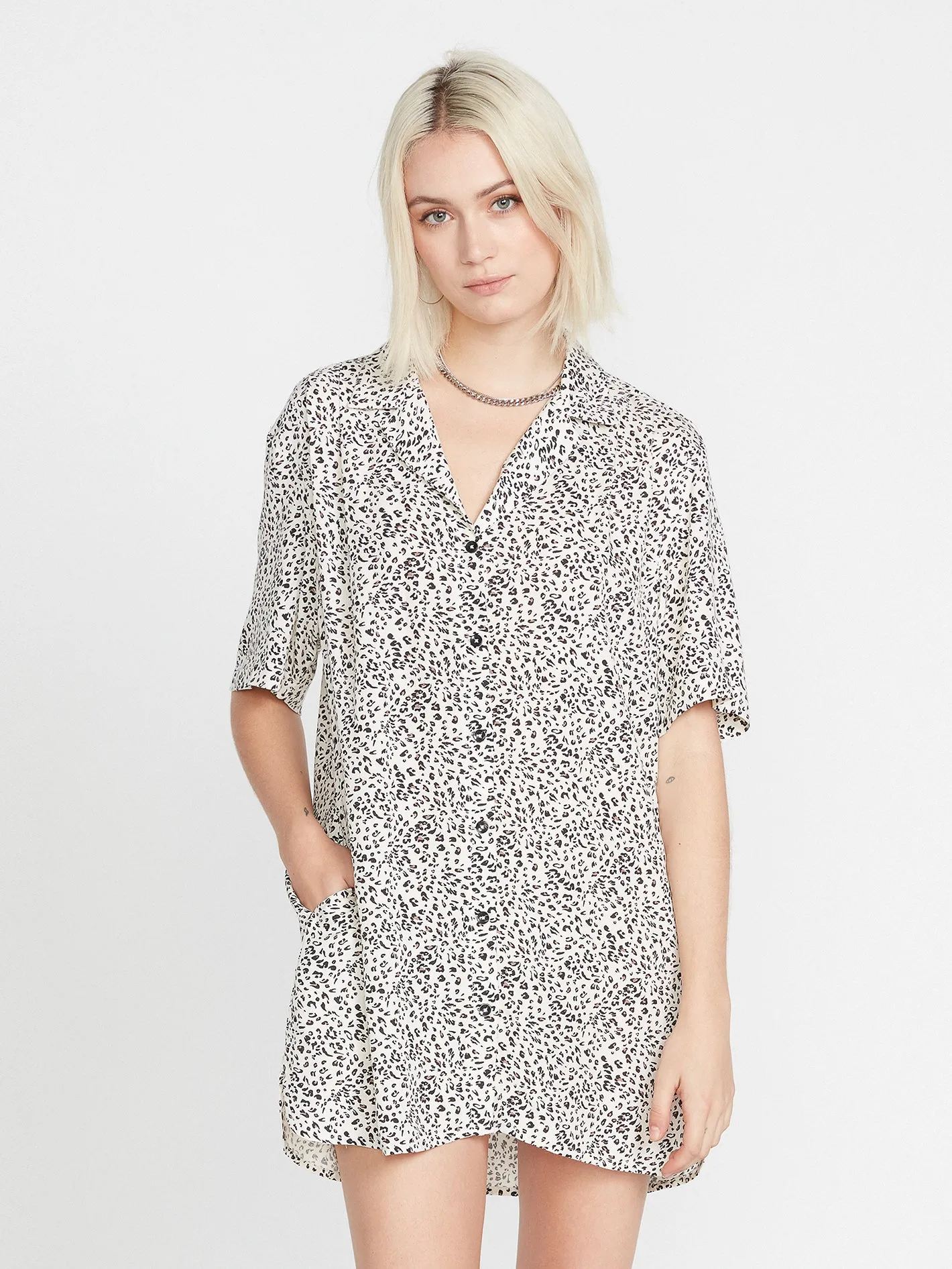 Thee Metallion Short Sleeve Top - Sand