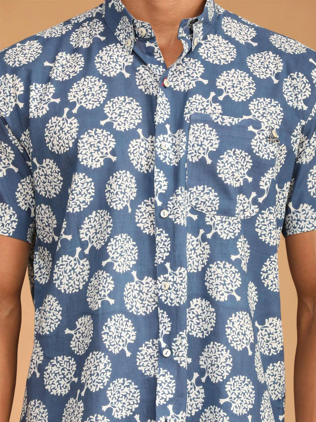 VASTRAMAY Men's Blue Printed Short Sleeve Shirt